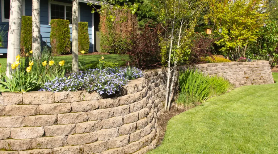 Types of Retaining Walls Based on Shape and Function