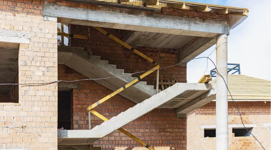 Cast-in-situ Lintels