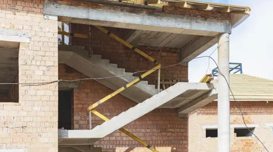 Cast-in-situ Lintels
