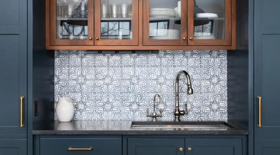 Choosing the Right Kitchen Backsplash Tile