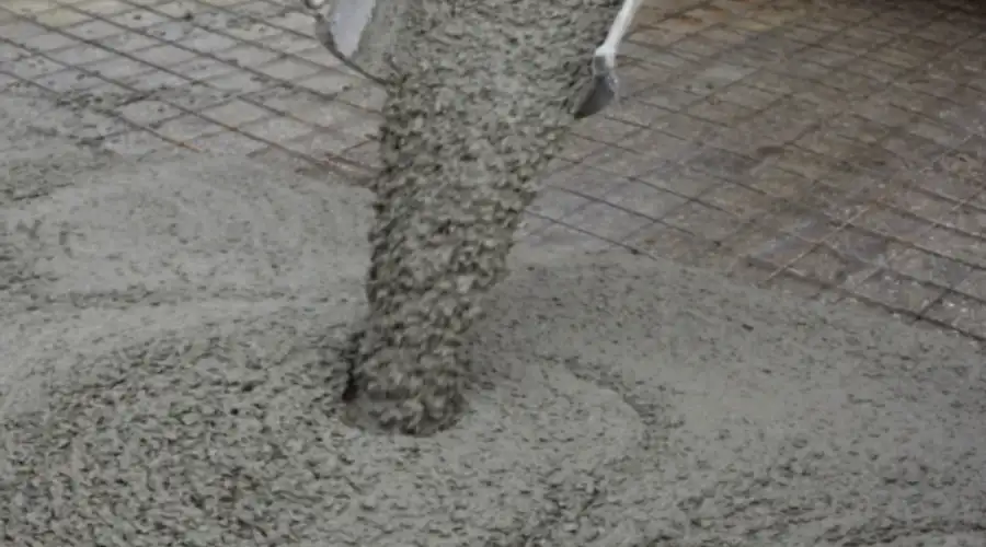 Low water-cement ratio