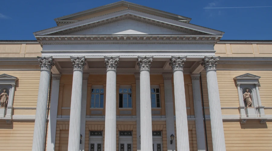 palladian home