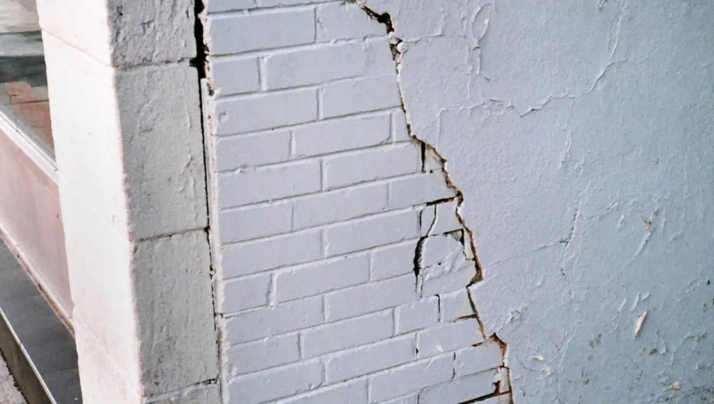 Types of Cracks 